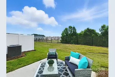 7028 Hodges Meadow Lane, Charlotte, NC 28213 - Photo 25