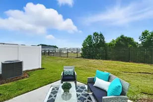 7028 Hodges Meadow Ln, Charlotte, NC 28213 - Photo 25