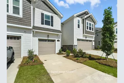 7028 Hodges Meadow Lane, Charlotte, NC 28213 - Photo 3