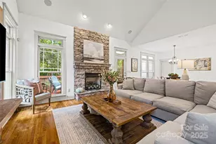 2323 Branch Hill Ln, Lake Wylie, SC 29710 - Photo 9