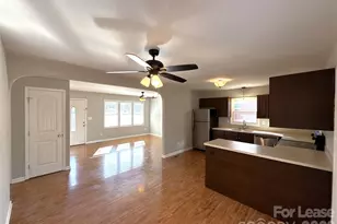 1601 Starbrook Dr, Charlotte, NC 28210 - Photo 5