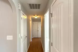 1601 Starbrook Dr, Charlotte, NC 28210 - Photo 9