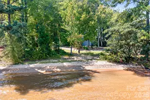 8293 Luckey Point Rd, Denver, NC 28037 - Photo 5