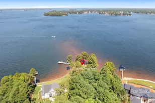 8293 Luckey Point Rd, Denver, NC 28037 - Photo 3