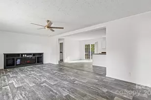 125 Apple Tree Ln, Statesville, NC 28677 - Photo 3