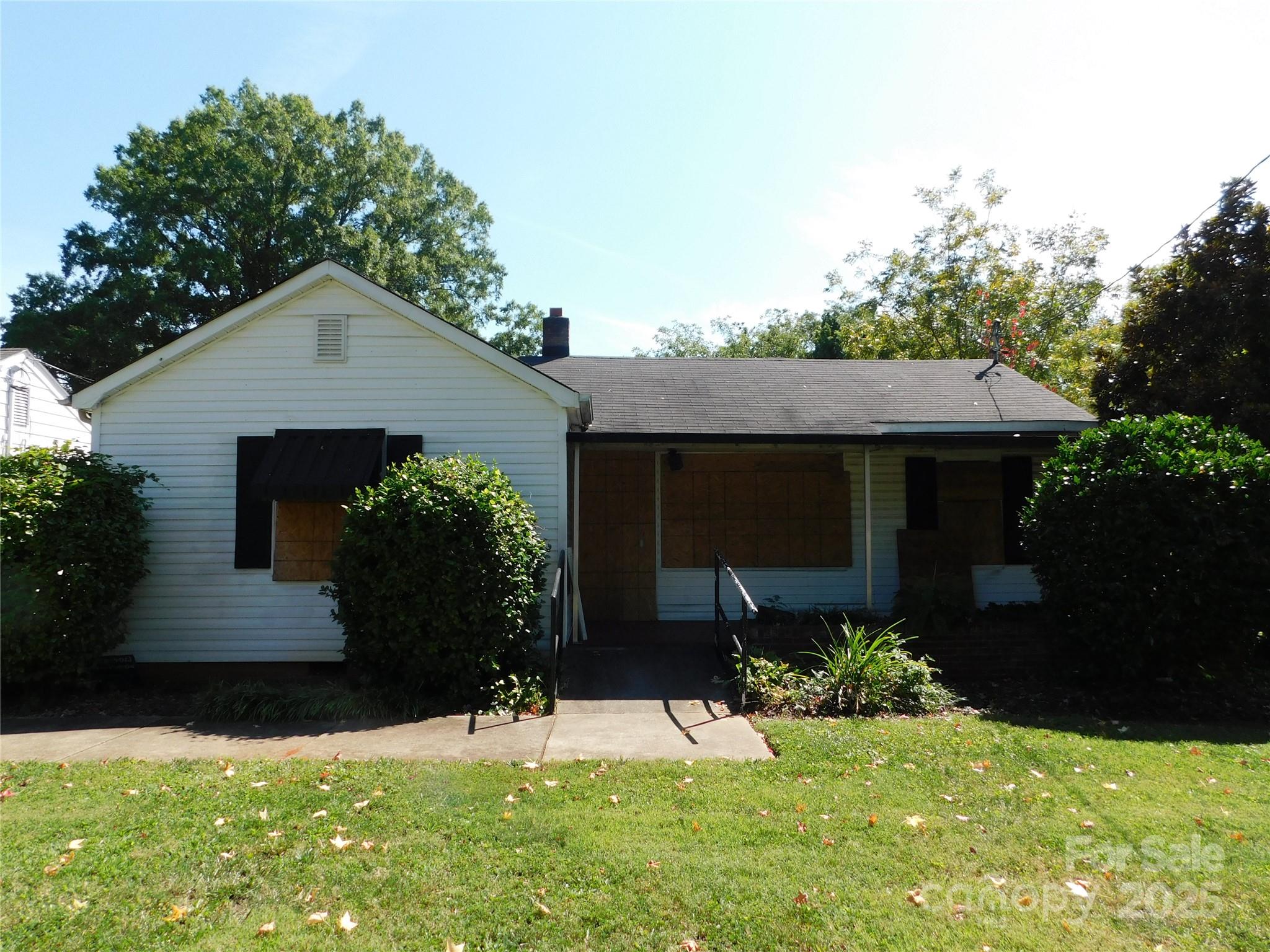 1416 Beatties Ford Rd, Charlotte, NC 28216 - MLS 4303586 - Coldwell Banker