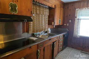 419 S Pearl St, Troy, NC 27371 - Photo 7