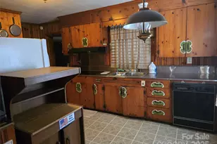 419 S Pearl St, Troy, NC 27371 - Photo 5