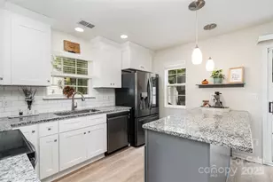 126 Rhett Ct, Fort Mill, SC 29715 - Photo 7