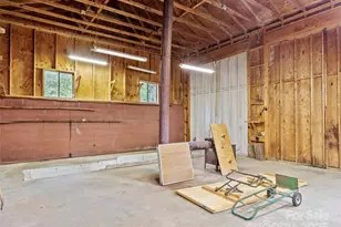 25 Ray Mine Rd, Burnsville, NC 28714 - Photo 33