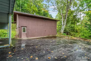 25 Ray Mine Rd, Burnsville, NC 28714 - Photo 31