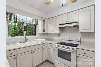 25 Ray Mine Road, Burnsville, NC 28714 - Photo 9