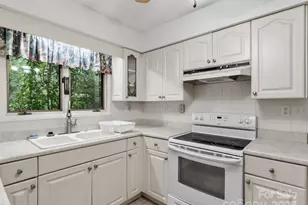 25 Ray Mine Rd, Burnsville, NC 28714 - Photo 9