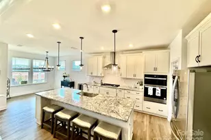 1949 Sparkling Strm Dr, Belmont, NC 28012 - Photo 3