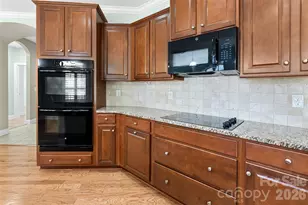 3547 South Bank Ct, Matthews, NC 28105 - Photo 13