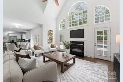 3839 Mountain Cove Drive, Charlotte, NC 28216 - Photo 15