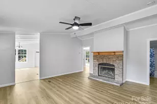 37 Motts Dr, Candler, NC 28715 - Photo 9