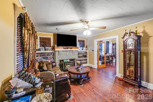 809 W Mauney Ave, Gastonia, NC 28052 - Photo 11