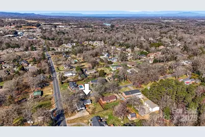 1206 9th Street NW, Hickory, NC 28601 - Photo 35