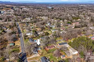 1206 9th St NW, Hickory, NC 28601 - Photo 35