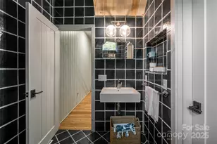 147 Dye Leaf Rd, Fairview, NC 28730 - Photo 15