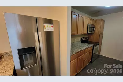 1323 Queens Road #320, Charlotte, NC 28207 - Photo 7