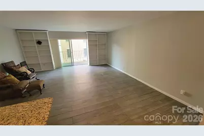 1323 Queens Road #320, Charlotte, NC 28207 - Photo 5