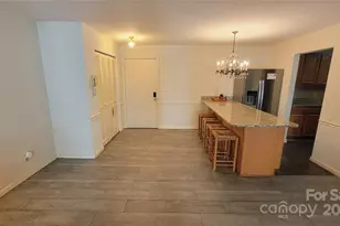 1323 Queens Rd, Charlotte, NC 28207 - Photo 5