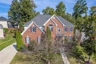 2013 Solway Ln, Charlotte, NC 28269 - Photo 3