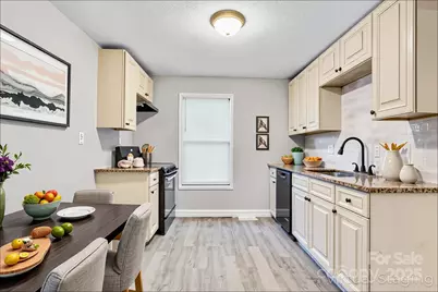 4229 Plato Circle, Charlotte, NC 28208 - Photo 5