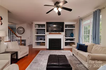 6340 Wyndham Hill Drive, Charlotte, NC 28269 - Photo 3