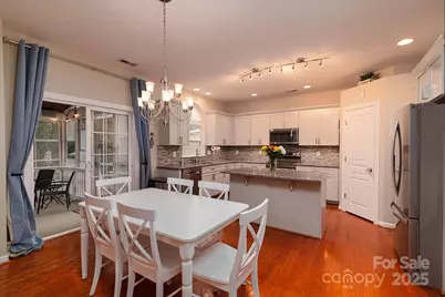 6340 Wyndham Hill Drive, Charlotte, NC 28269 - Photo 5