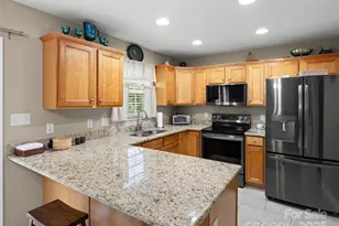 50 Ridgeland Ln, Asheville, NC 28805 - Photo 9