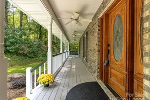 331 Thomas Rd, Hendersonville, NC 28739 - Photo 7