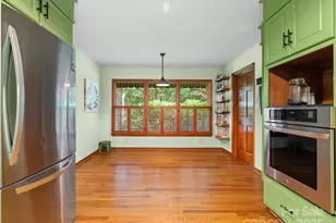 331 Thomas Rd, Hendersonville, NC 28739 - Photo 23