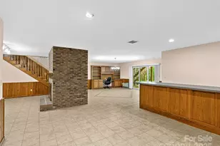 331 Thomas Rd, Hendersonville, NC 28739 - Photo 35