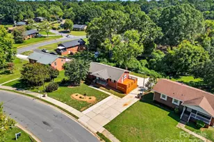 822 Yuma St, Charlotte, NC 28213 - Photo 45