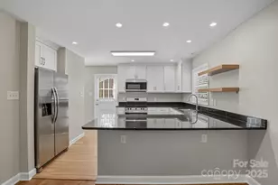 822 Yuma St, Charlotte, NC 28213 - Photo 9