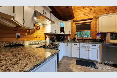 306 Henry Dingus Way, Maggie Valley, NC 28751 - Photo 3