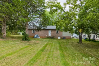 3 McCall Place, Granite Falls, NC 28630 - Photo 3