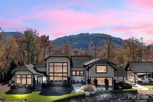 93 Lombard St, Waynesville, NC 28786 - Photo 5