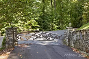 93 Lombard St, Waynesville, NC 28786 - Photo 13