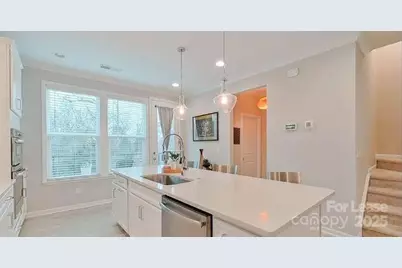 515 Upper Stone Circle, Charlotte, NC 28211 - Photo 3