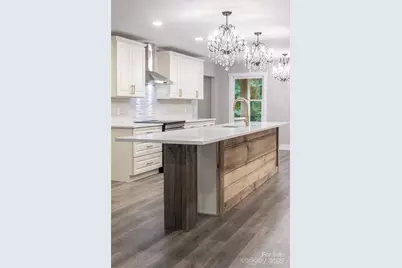 118 Rugby Forest Lane, Hendersonville, NC 28791 - Photo 5