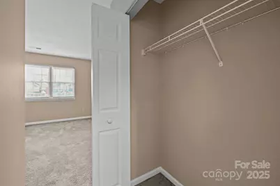 3649 Huyton Court, Charlotte, NC 28215 - Photo 9