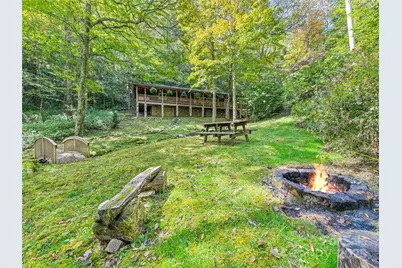 839 Wolf Laurel Drive, Maggie Valley, NC 28751 - Photo 3