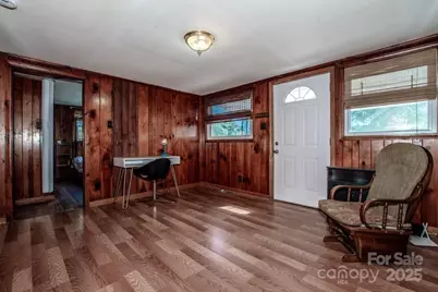 809 N Mulberry Street, Statesville, NC 28677 - Photo 9