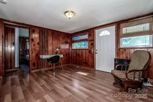 809 N Mulberry St, Statesville, NC 28677 - Photo 9