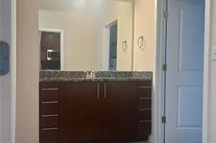 210 N Church St, Charlotte, NC 28202 - Photo 9