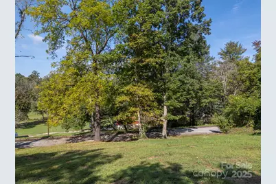 213 Calhoun Street, Hendersonville, NC 28739 - Photo 29